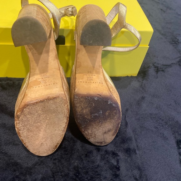 *****SOLD***** Brian Atwood Gaynor Platform Sandal Size 8 - Picture 4 of 6